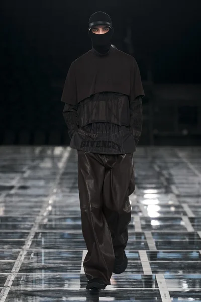 Look 12